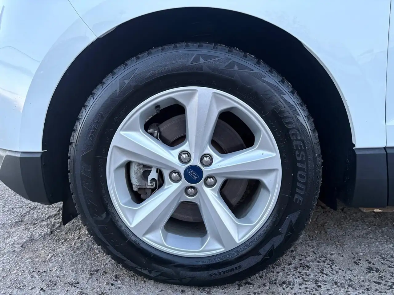 Ford Edge снимка Ford Edge