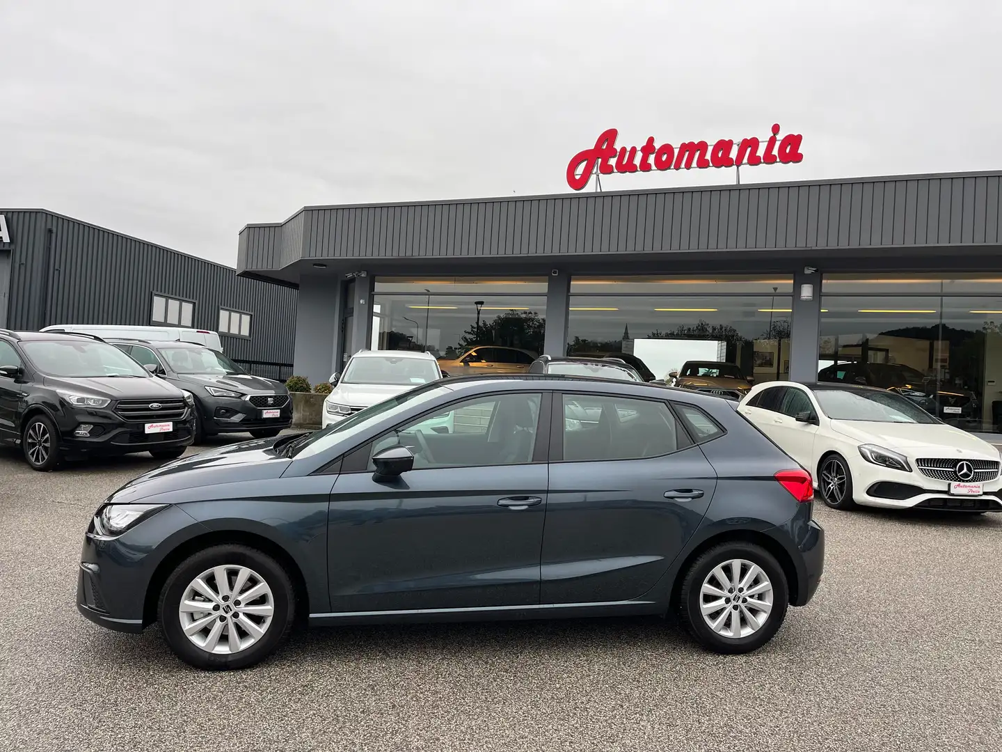 SEAT Ibiza Ibiza 1.0 ecotsi Business 110cv Grigio - 1