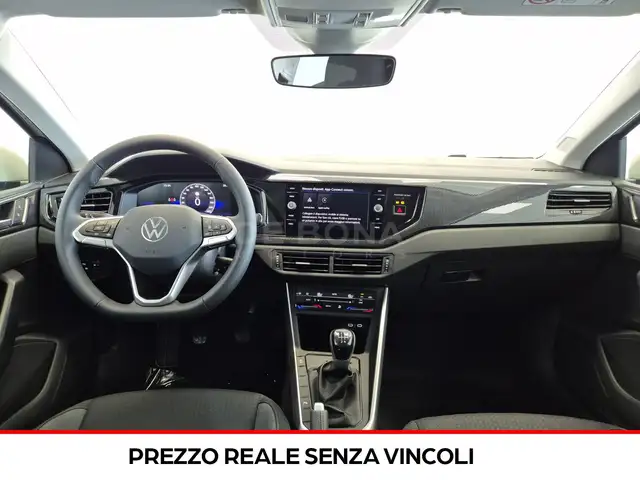 Volkswagen Polo view 9