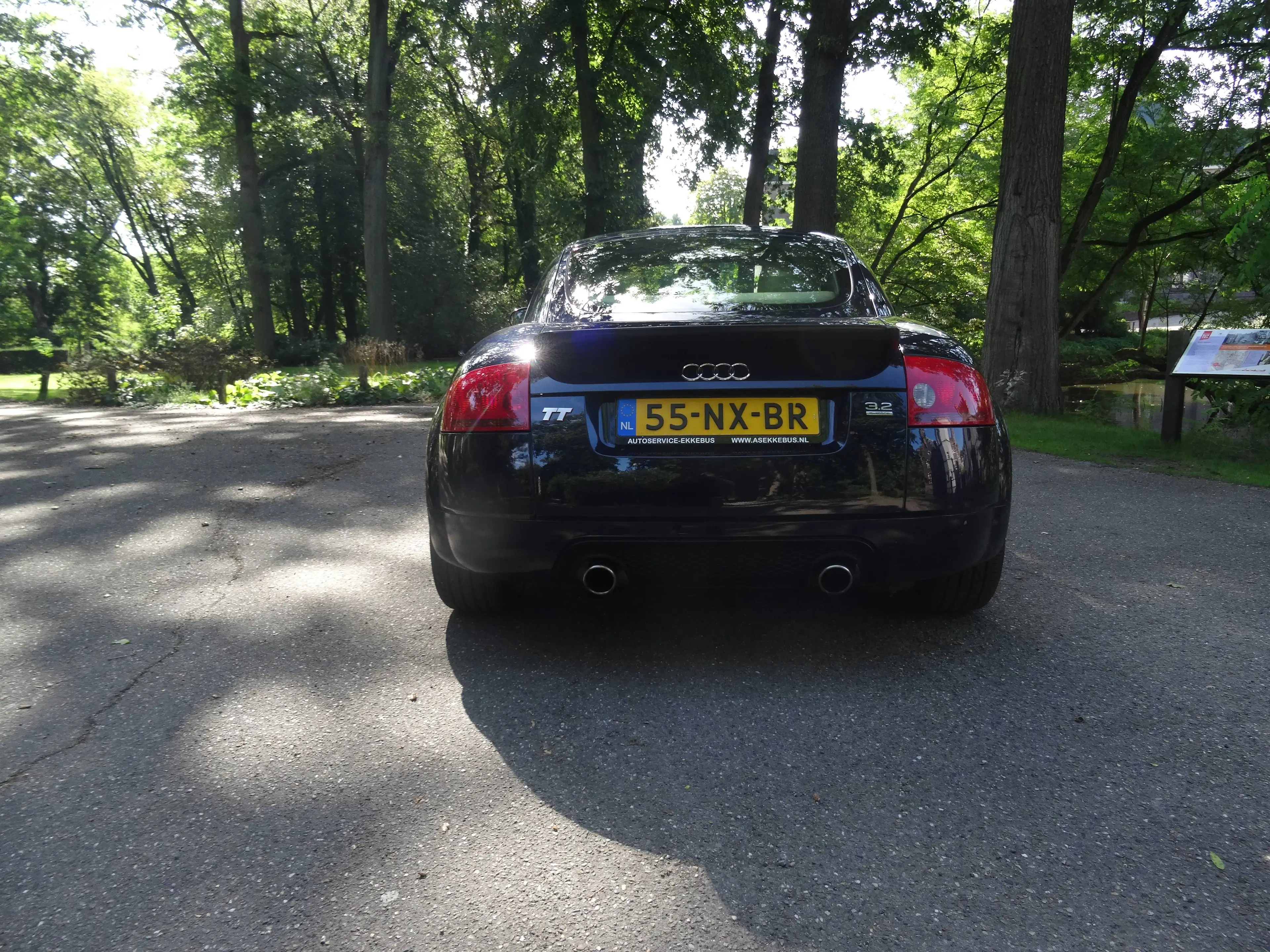 Audi TT 3.2 V6 quattro — photo 3