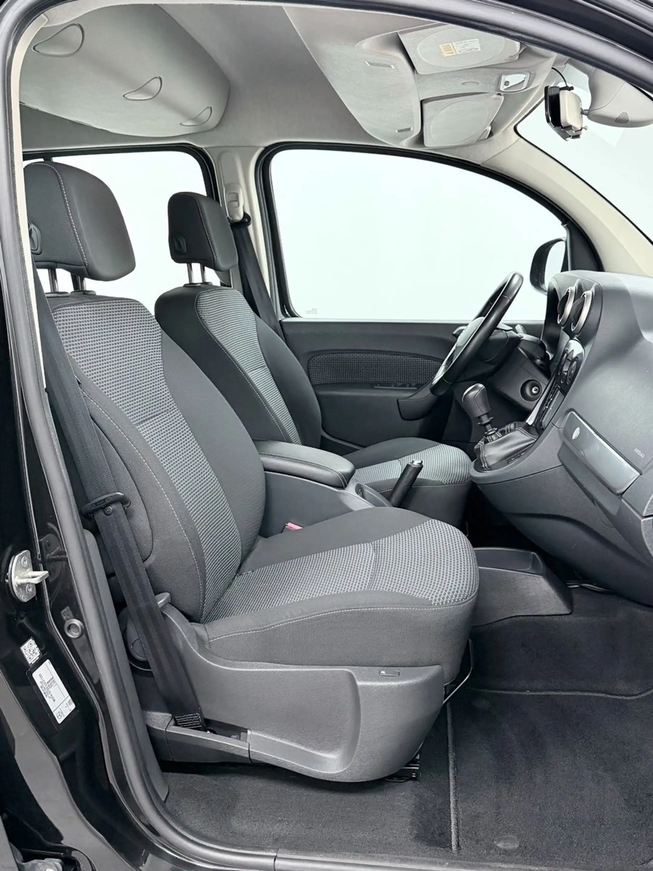 Mercedes-Benz Citan Kombi 111 CDI extralang.AHK.NAVI.PDC.TMP — photo 14