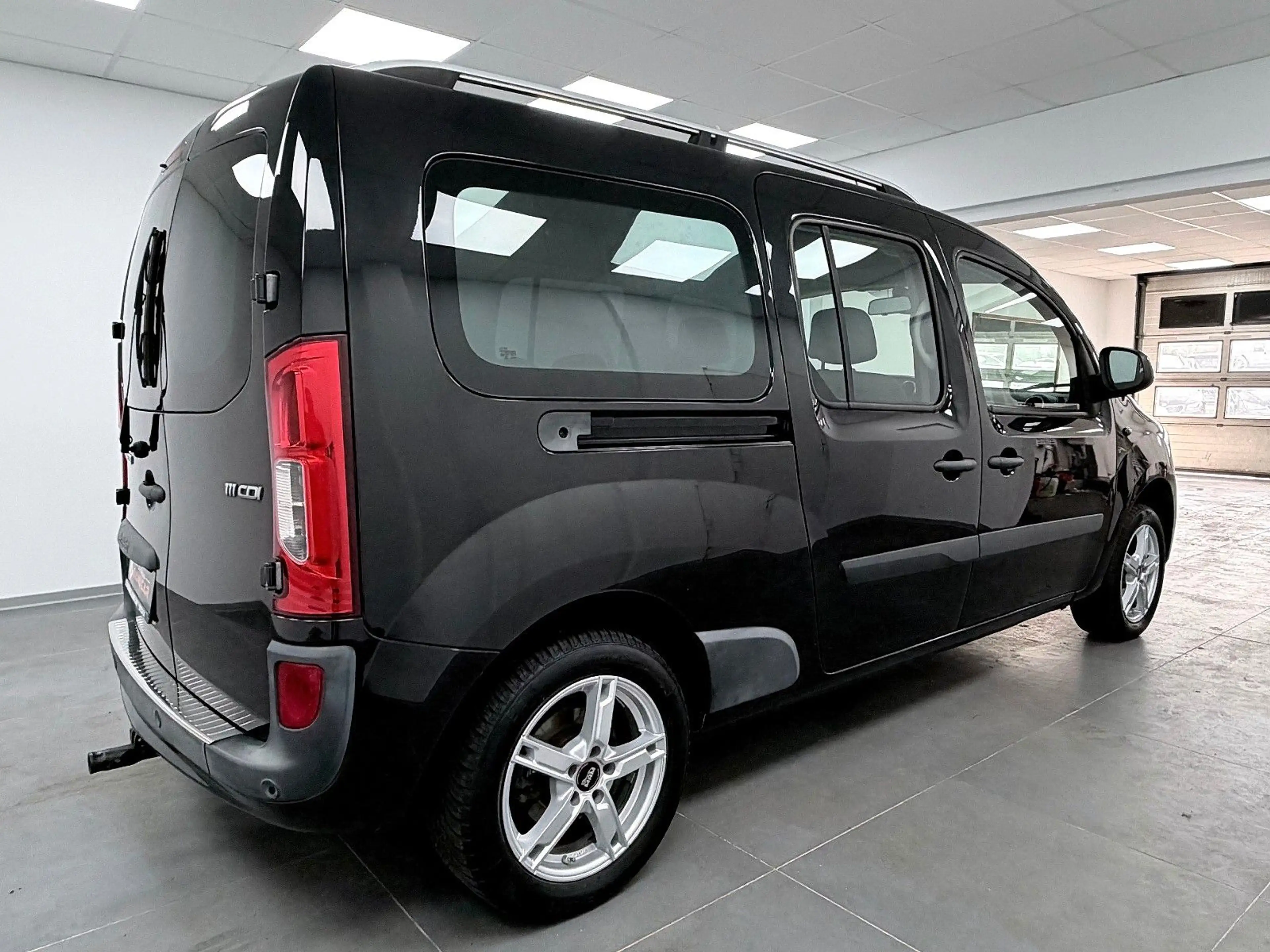 Mercedes-Benz Citan Kombi 111 CDI extralang.AHK.NAVI.PDC.TMP — photo 4