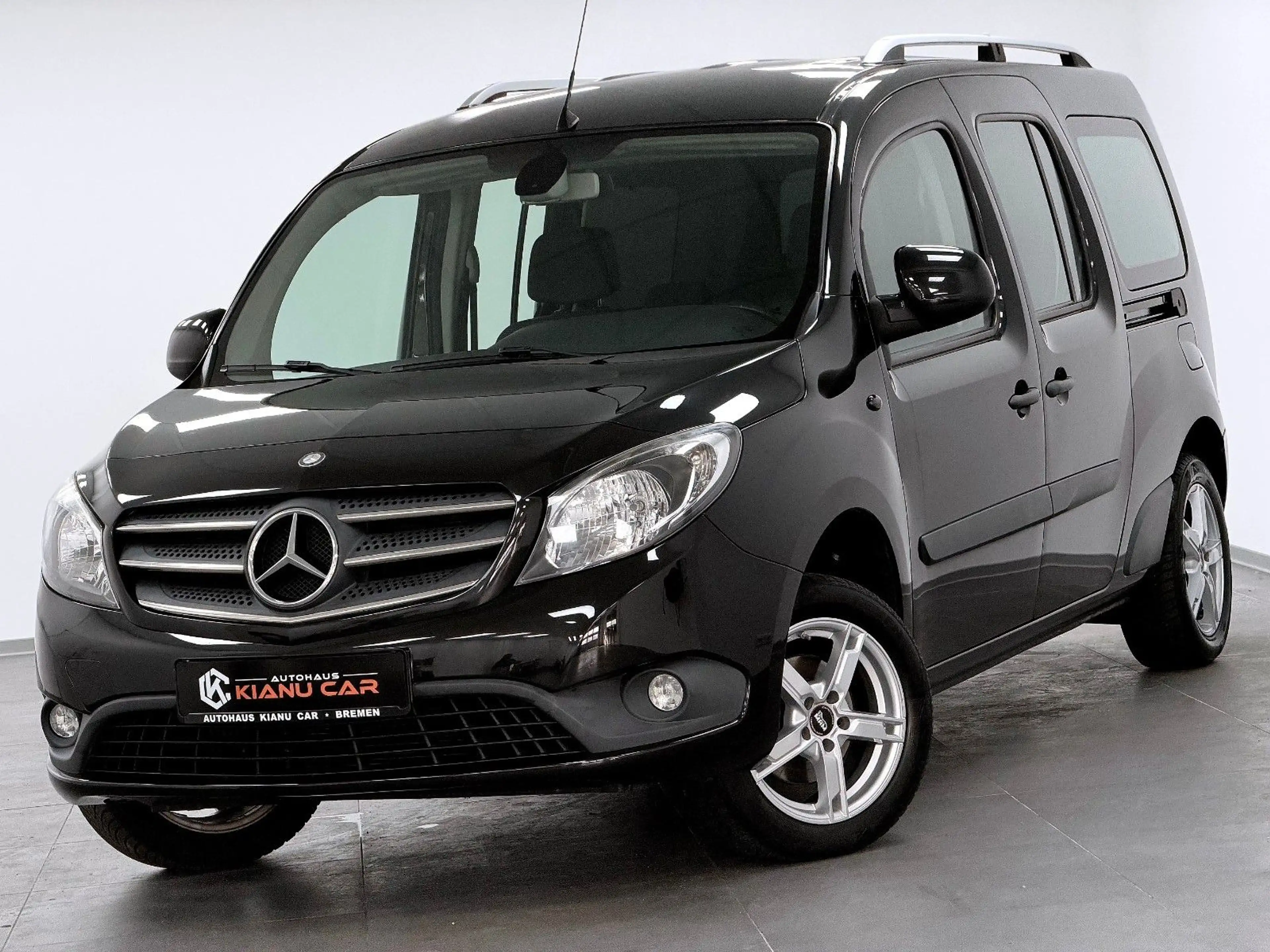Mercedes-Benz Citan Kombi 111 CDI extralang.AHK.NAVI.PDC.TMP