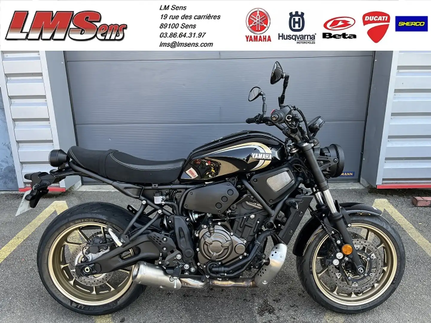 Yamaha XSR 700 Noir - 1