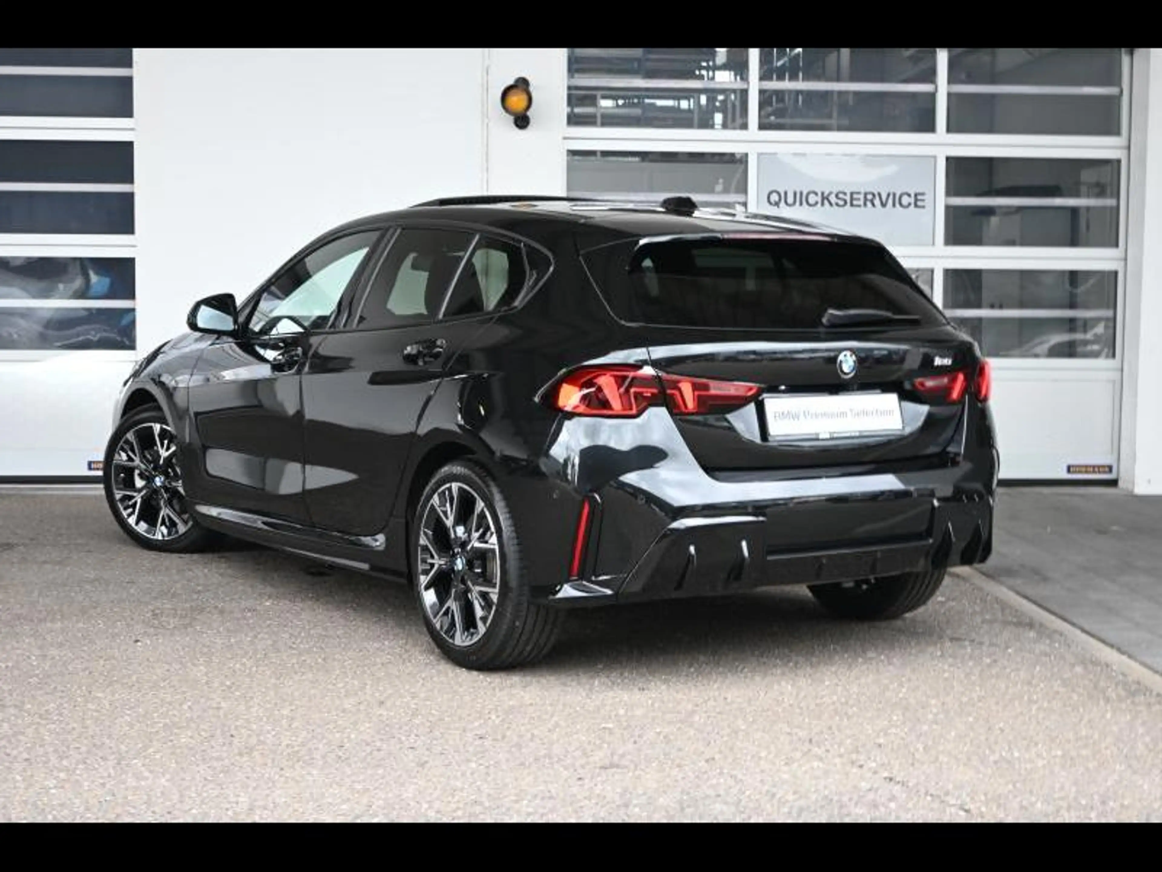 BMW 120 M SPORT - PANODAK - ACC — photo 3