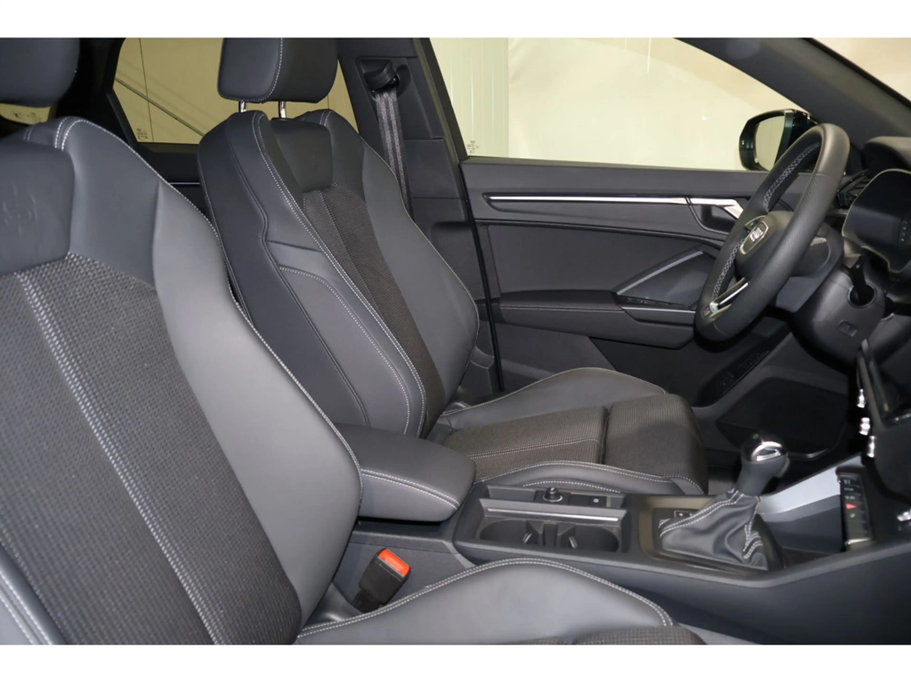 Audi Q3 Sportback 35 TDI S line MatrixLED*Kamera*Navi — photo 7