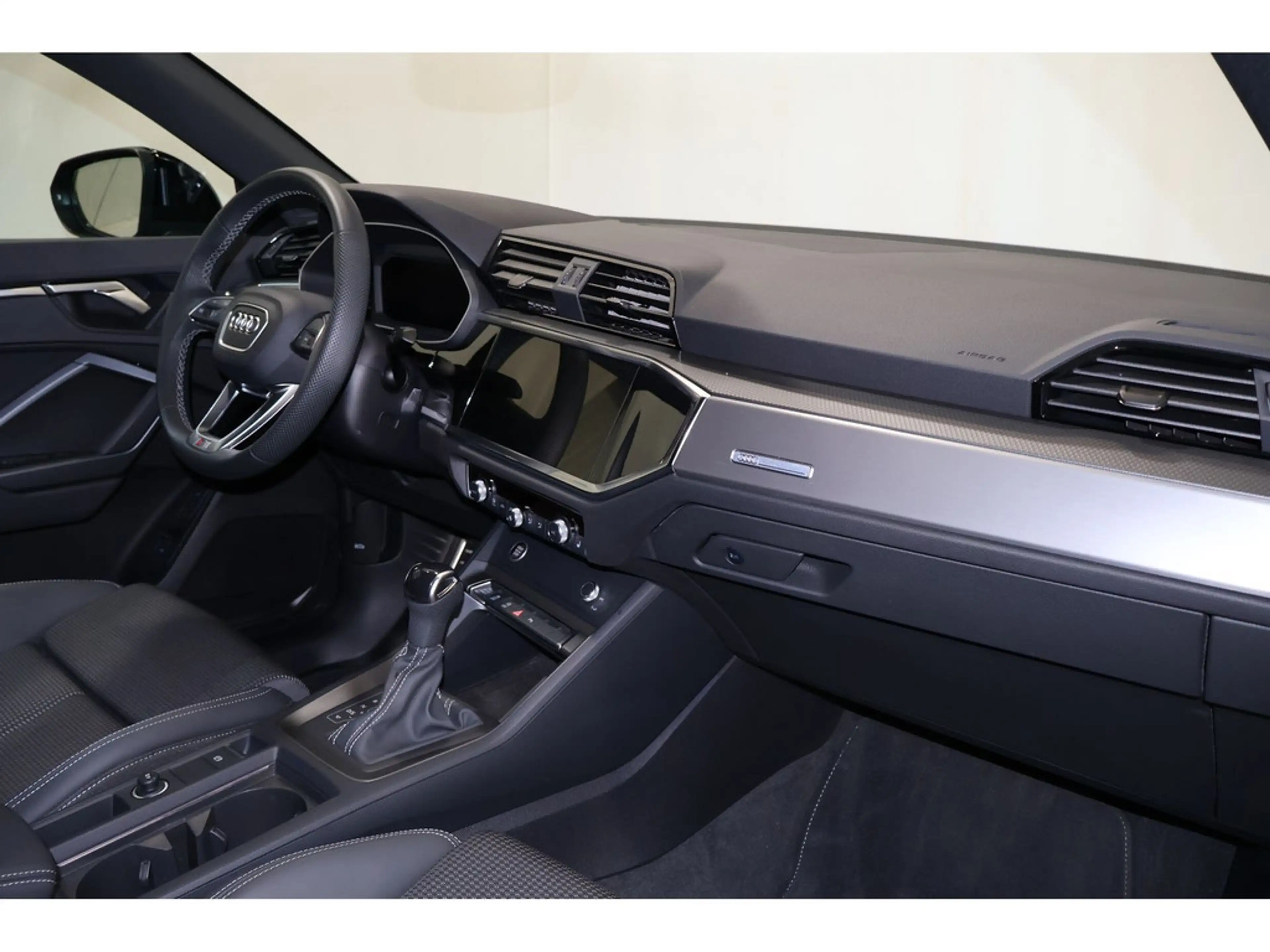 Audi Q3 Sportback 35 TDI S line MatrixLED*Kamera*Navi — photo 15
