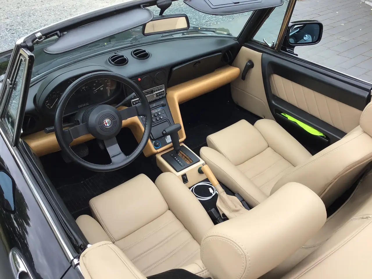 Alfa Romeo Spider 2.0, foto 5