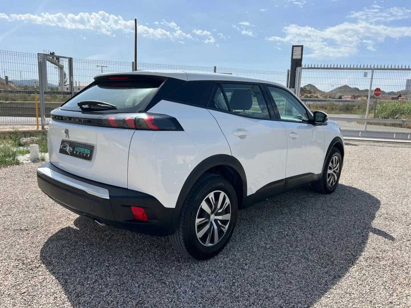 Peugeot 2008 1.5BlueHDi S&S Active 110 Blanco - 2