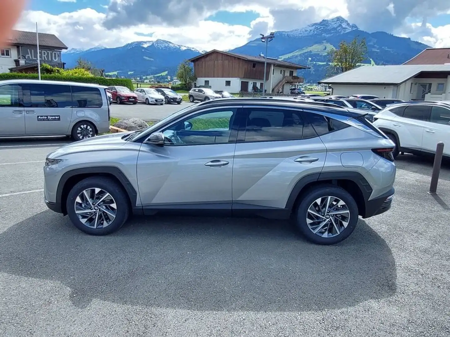 Hyundai TUCSON Edition 30 1,6 CRDi 2WD 6MT - t1de0 Silber - 2