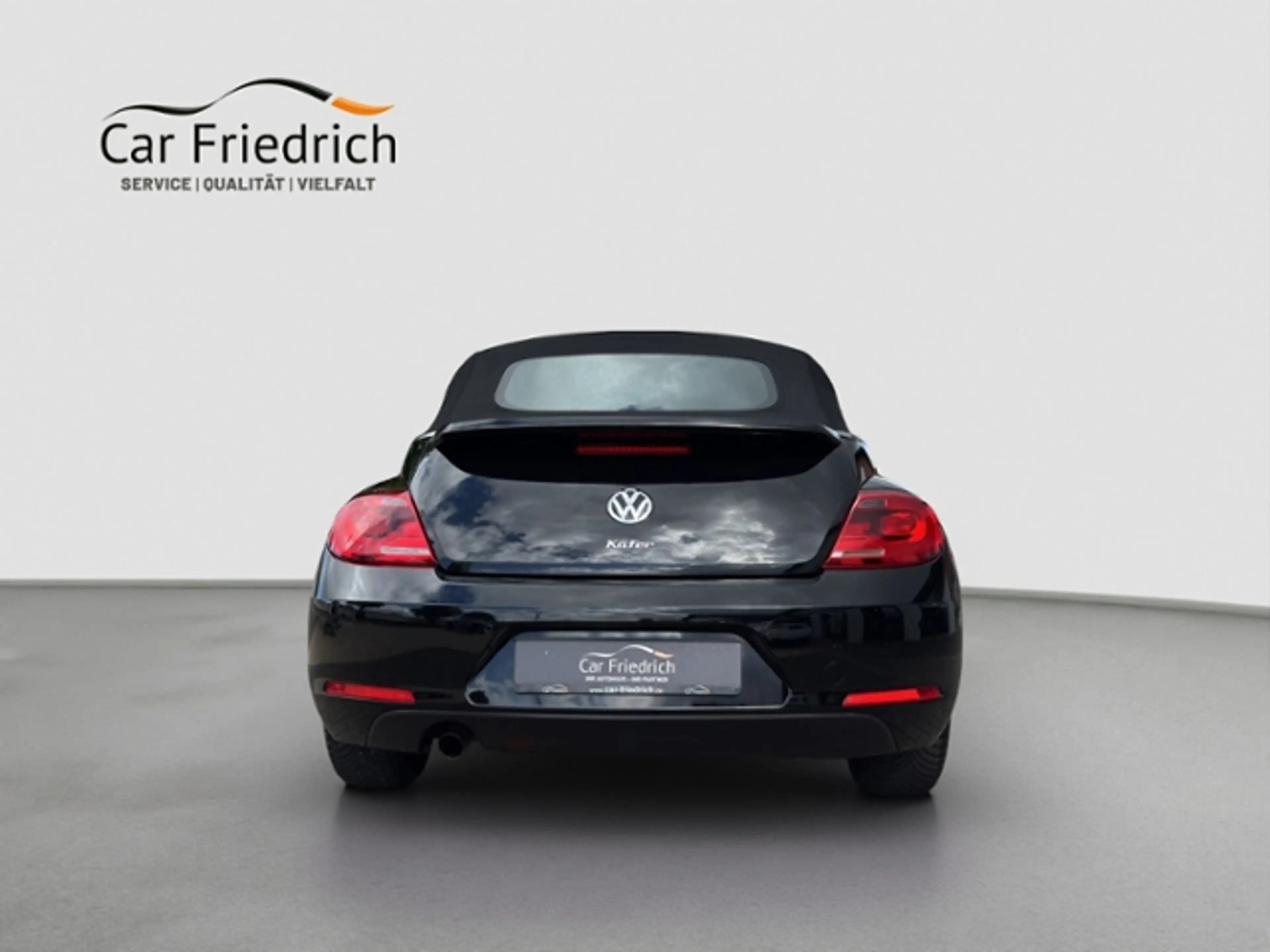 Volkswagen Beetle Cabriolet 1,2 l TSI — photo 9