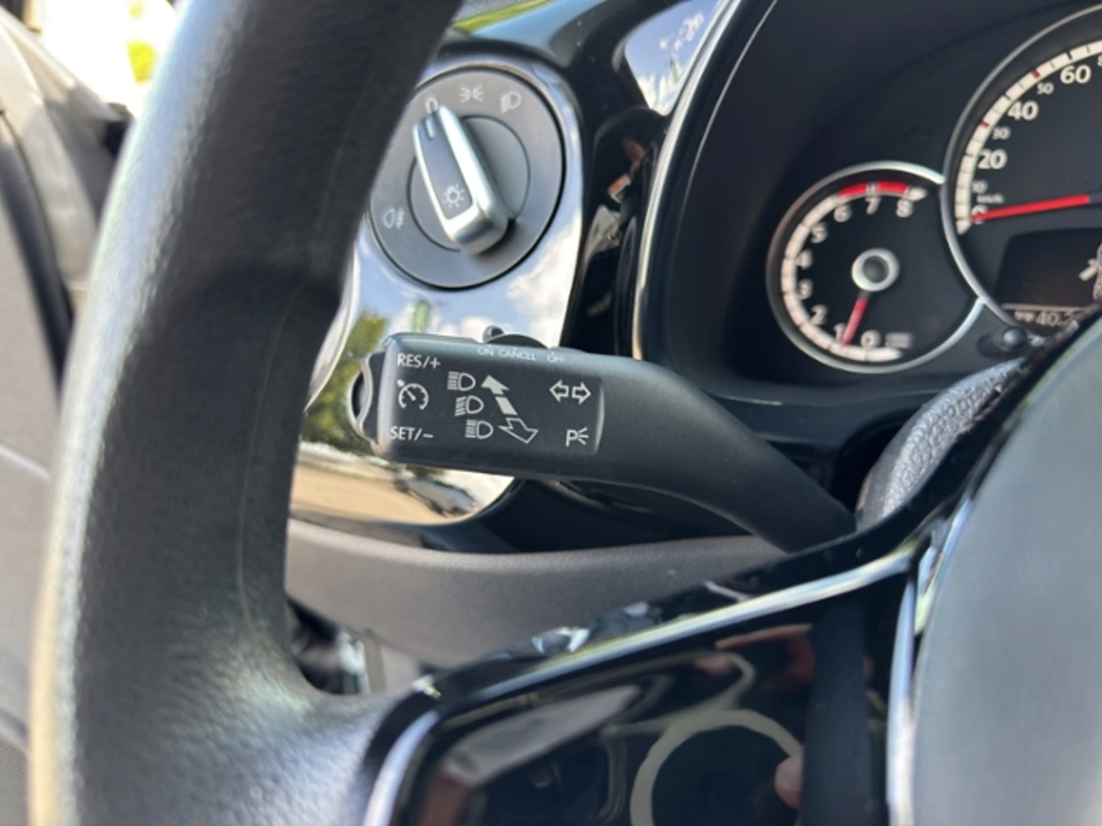 Volkswagen Beetle Cabriolet 1,2 l TSI — photo 13
