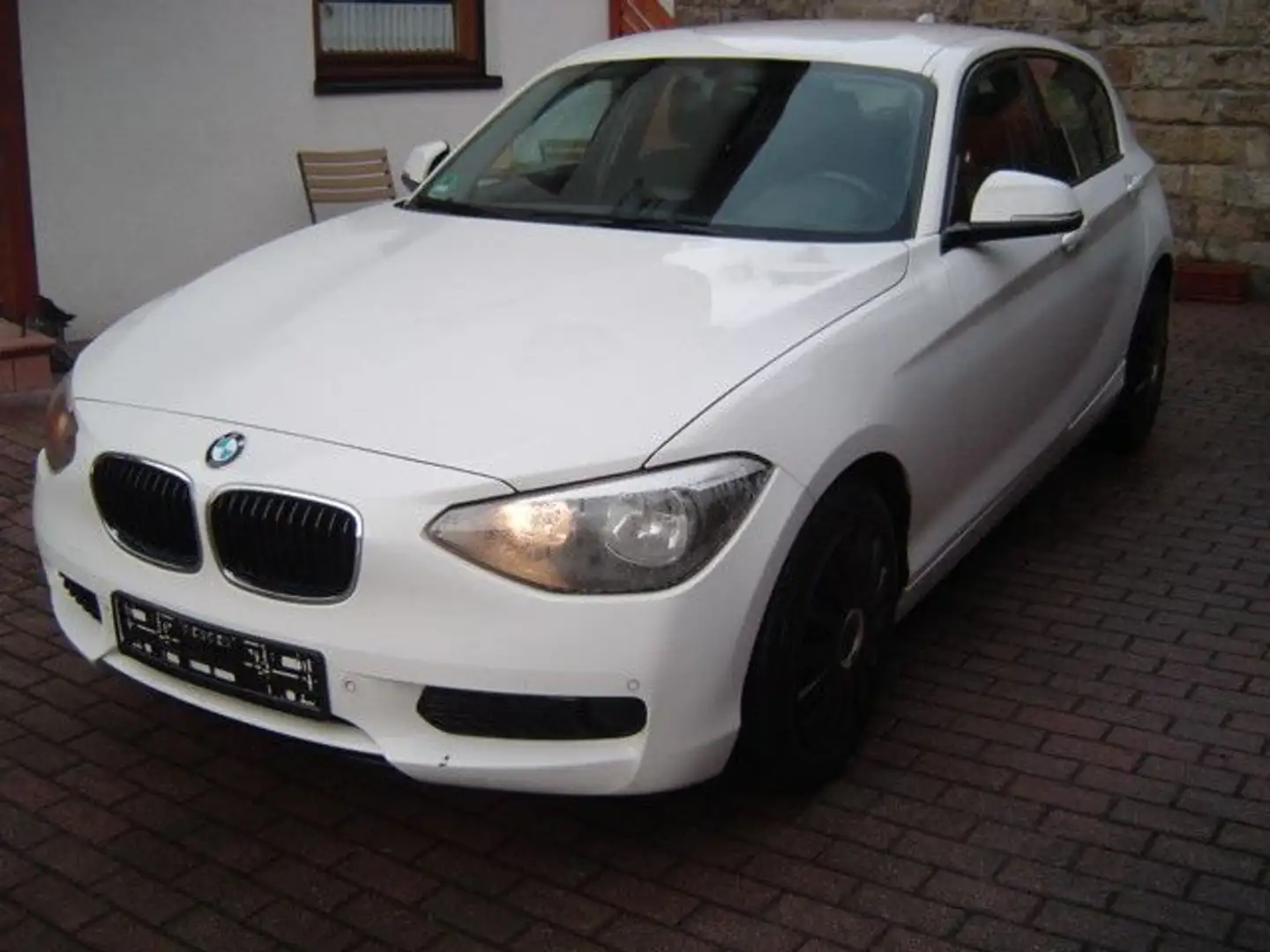 BMW 114 Baureihe 1 Lim. 5-trg. 114i Blanco - 1