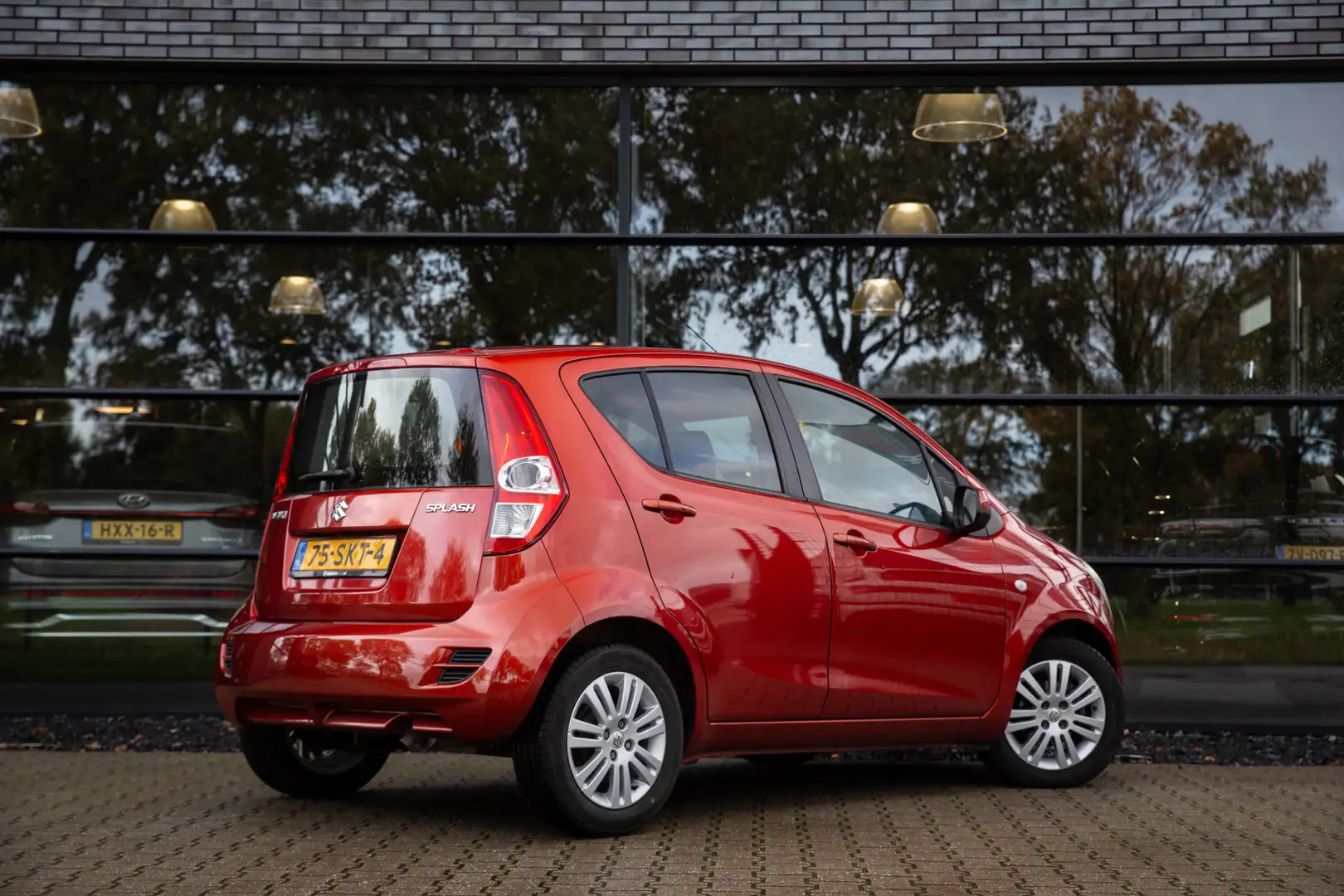 Suzuki Splash 1.0 VVT Exclusive Orange - 2