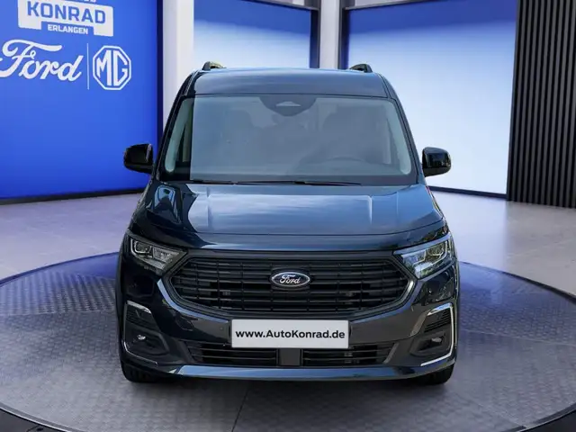 Ford Tourneo Connect view 2