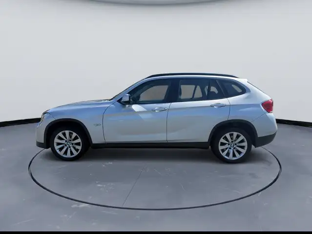 BMW X1 view 2
