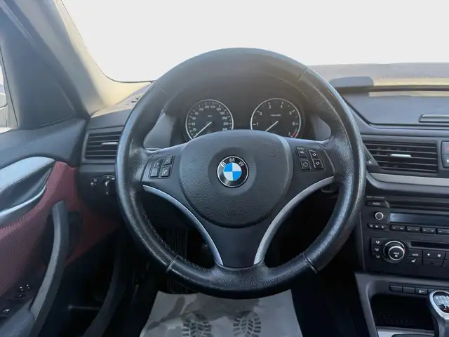BMW X1 view 13