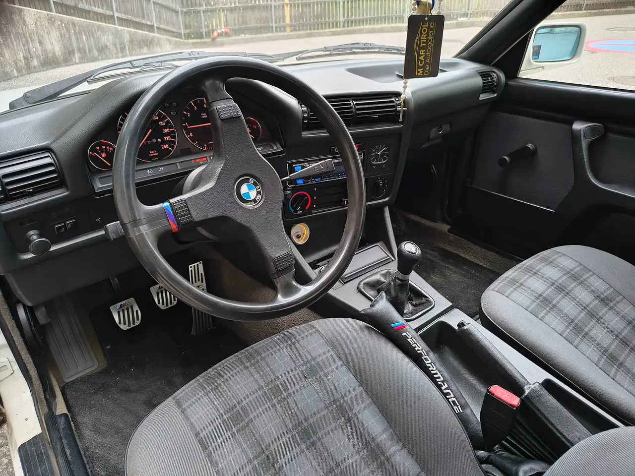 BMW 318is, foto 7