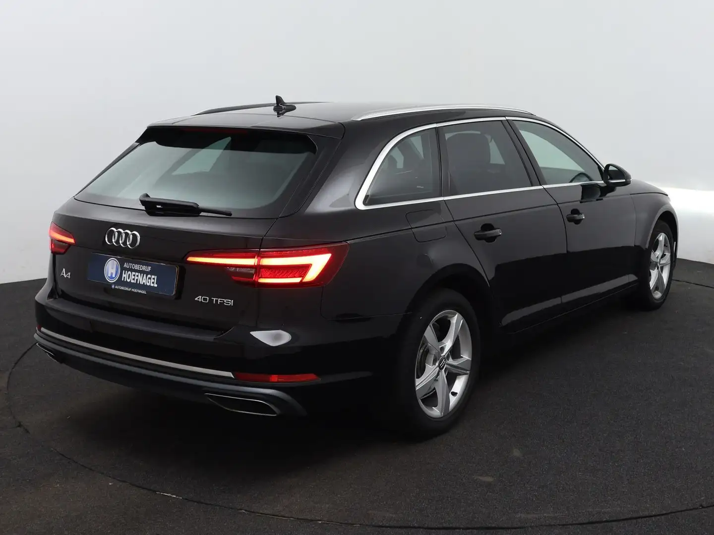 Audi A4 Avant 40 TFSI Sport Lease Edition | Automaat | Sto Zwart - 2