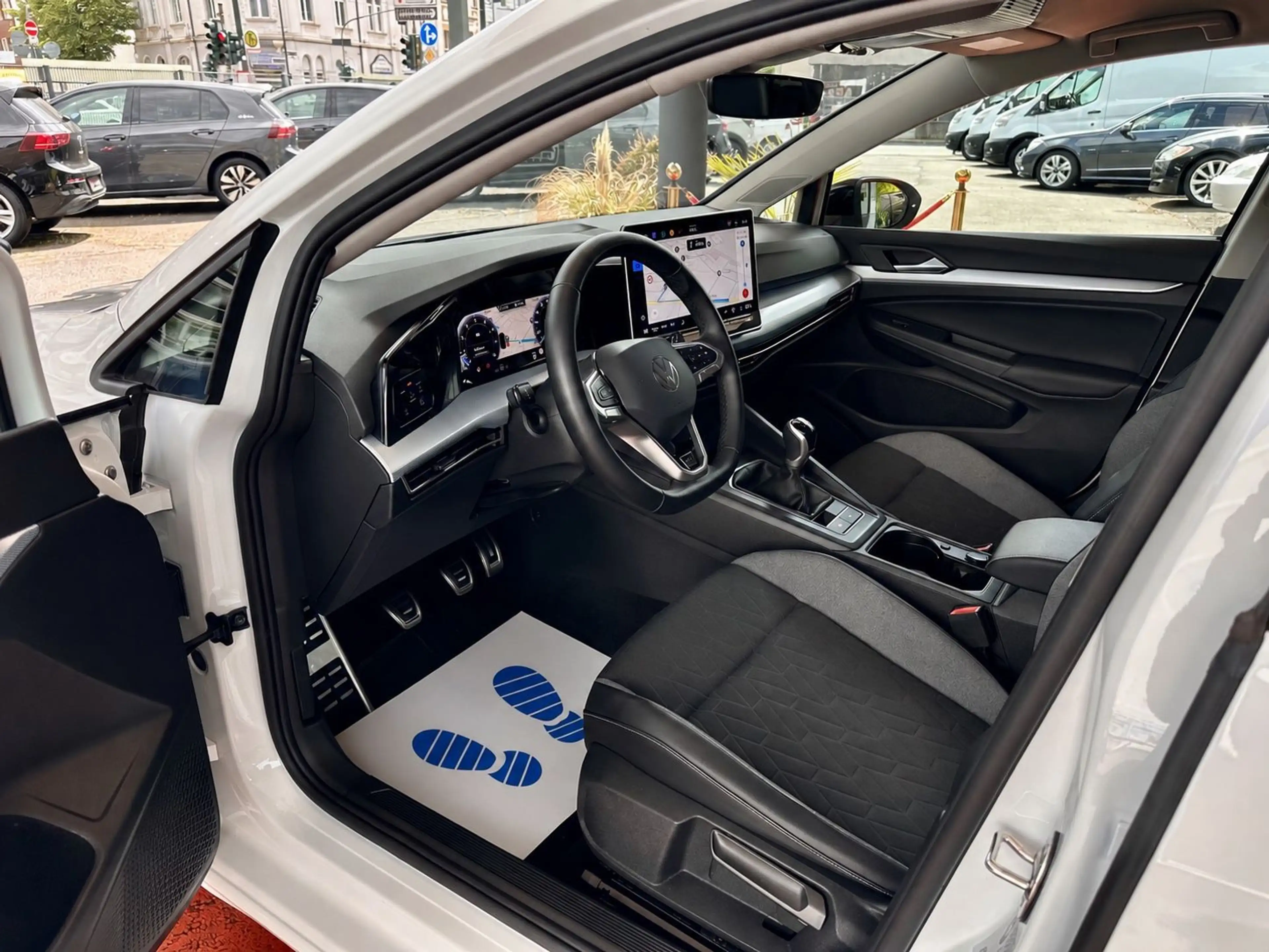 Volkswagen Golf VIII Lim. 1.5 TSI 85 kW Goal | 1. Hand — photo 11