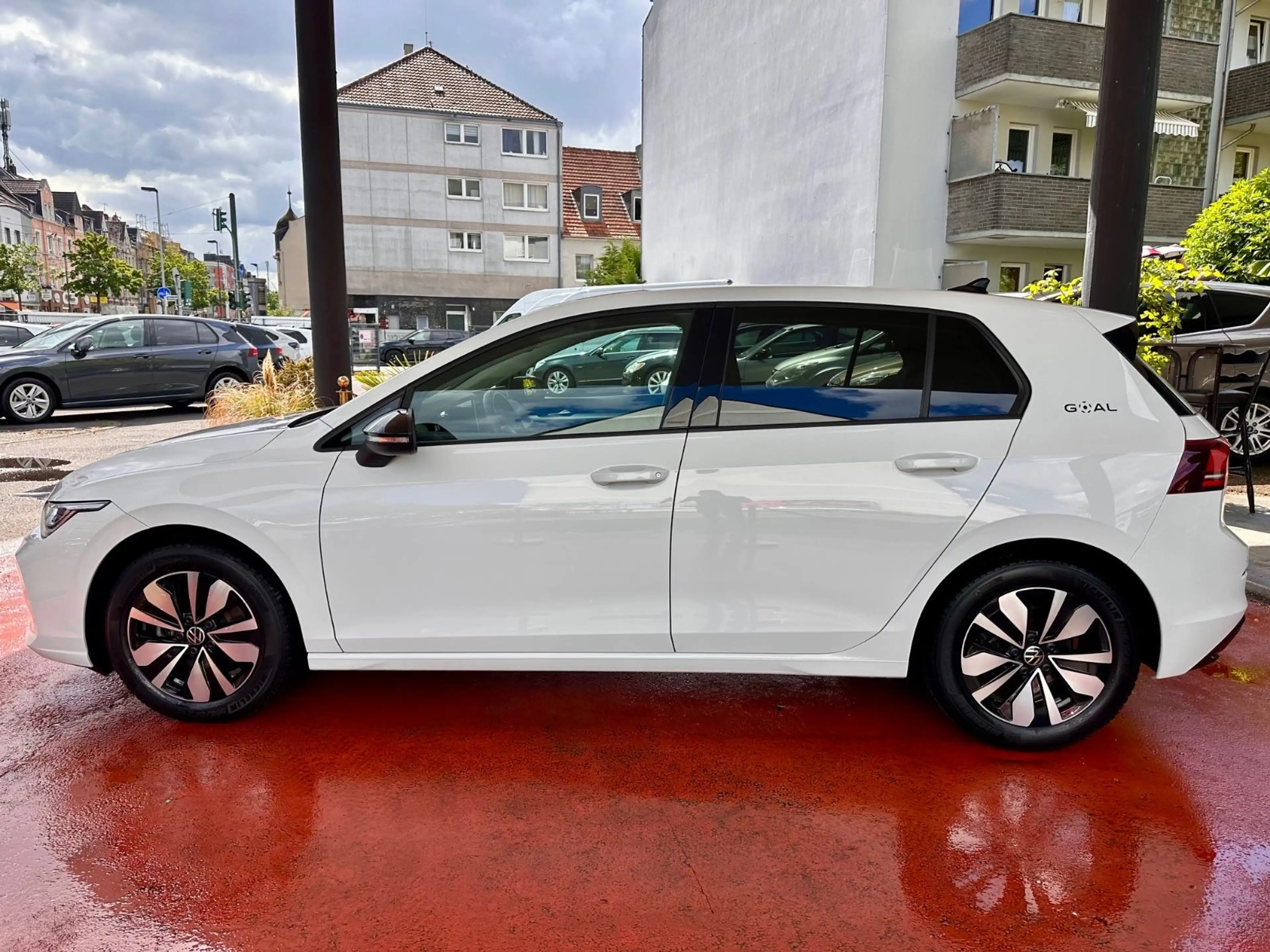 Volkswagen Golf VIII Lim. 1.5 TSI 85 kW Goal | 1. Hand — photo 8
