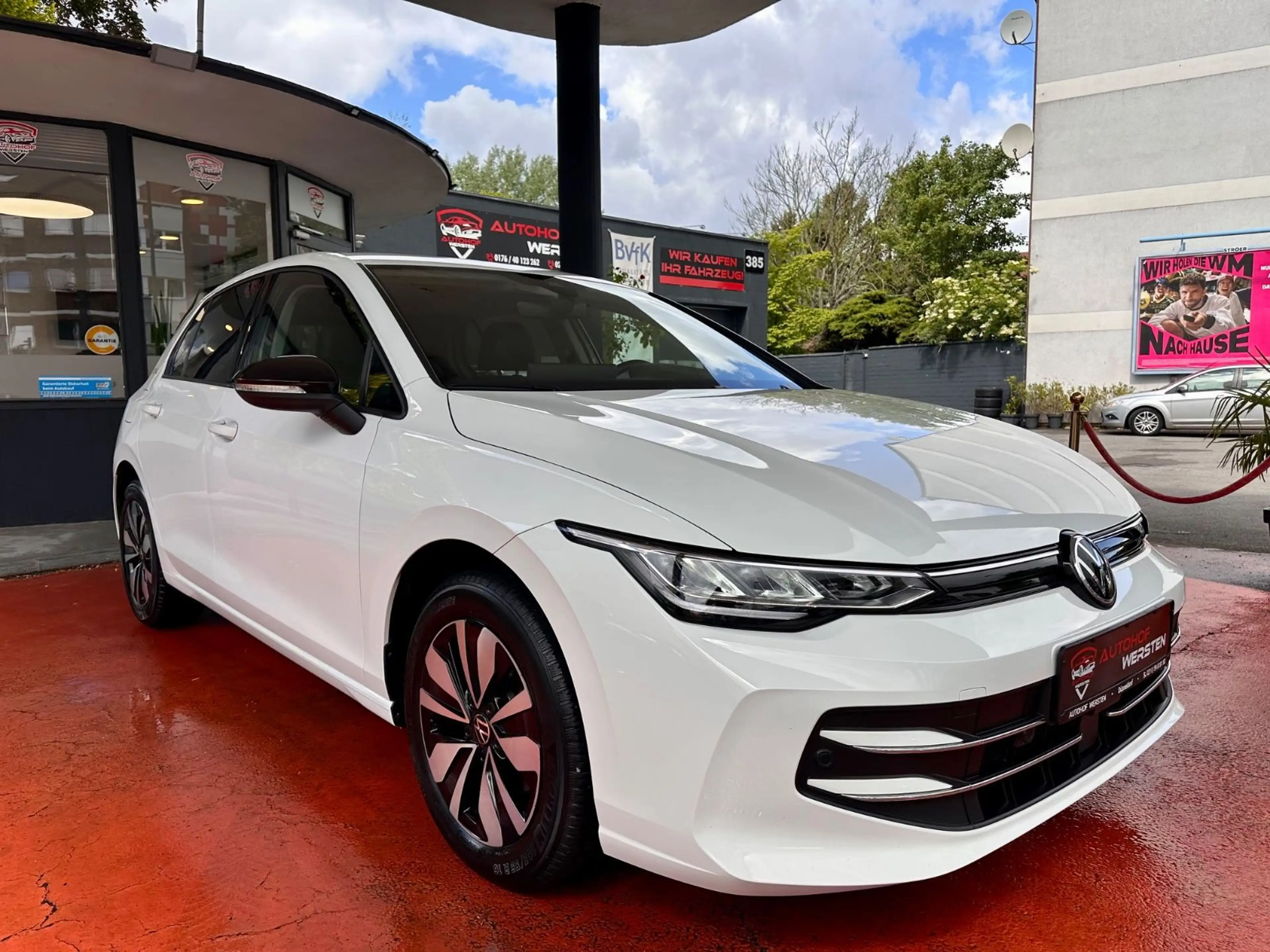 Volkswagen Golf VIII Lim. 1.5 TSI 85 kW Goal | 1. Hand