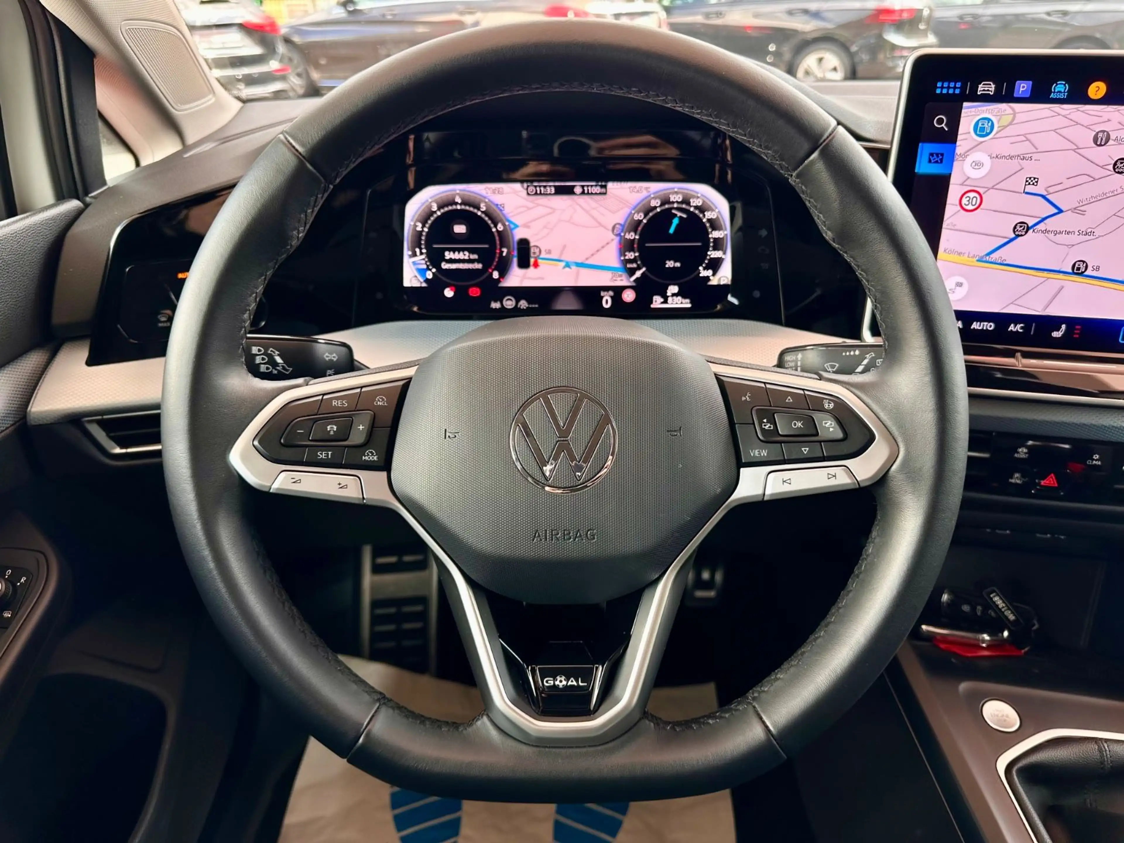 Volkswagen Golf VIII Lim. 1.5 TSI 85 kW Goal | 1. Hand — photo 13