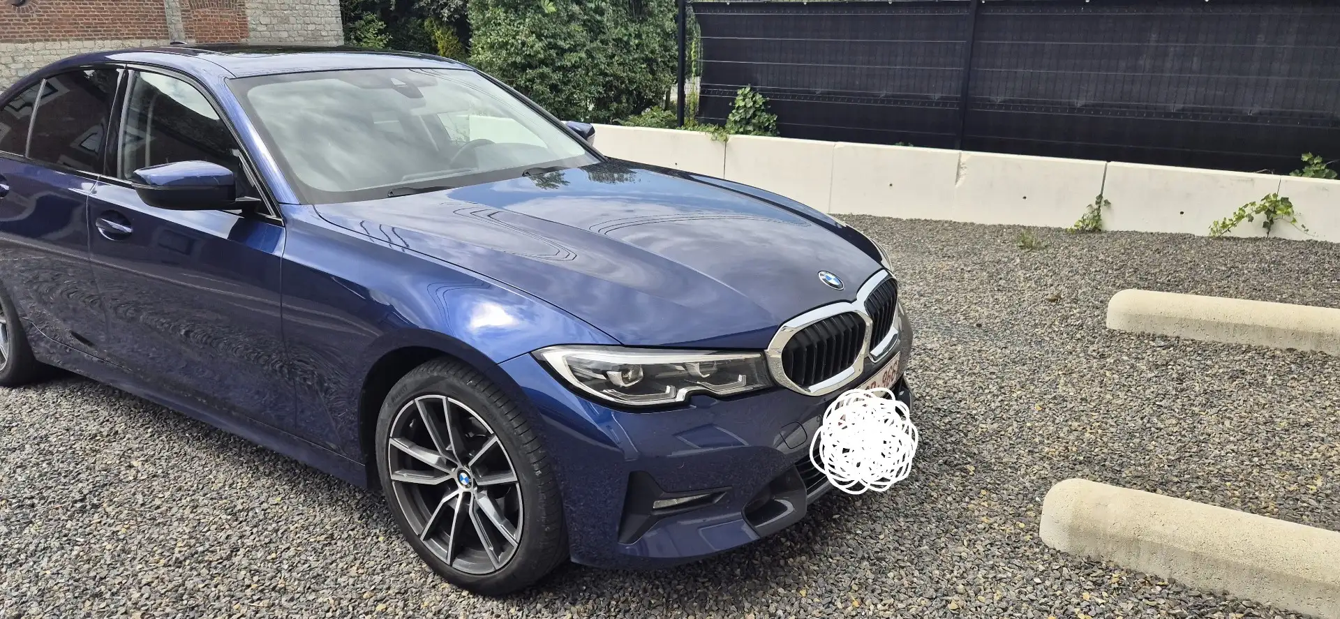 BMW 318 d AdBlue Bleu - 2