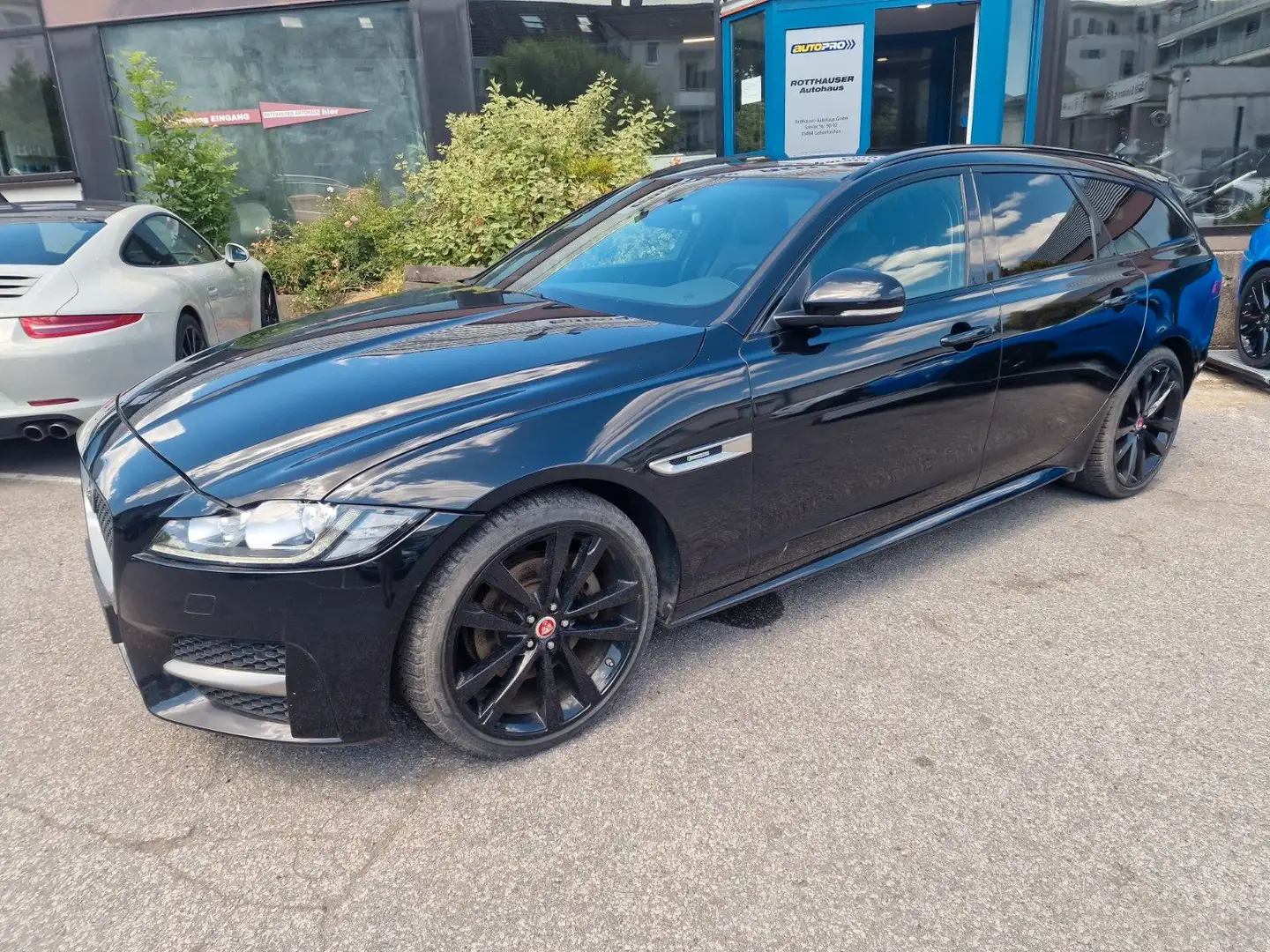 Jaguar XF Sportbrake R-Sport AWD Černá - 1