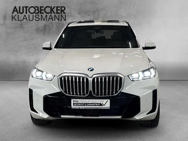 BMW X5 view 5