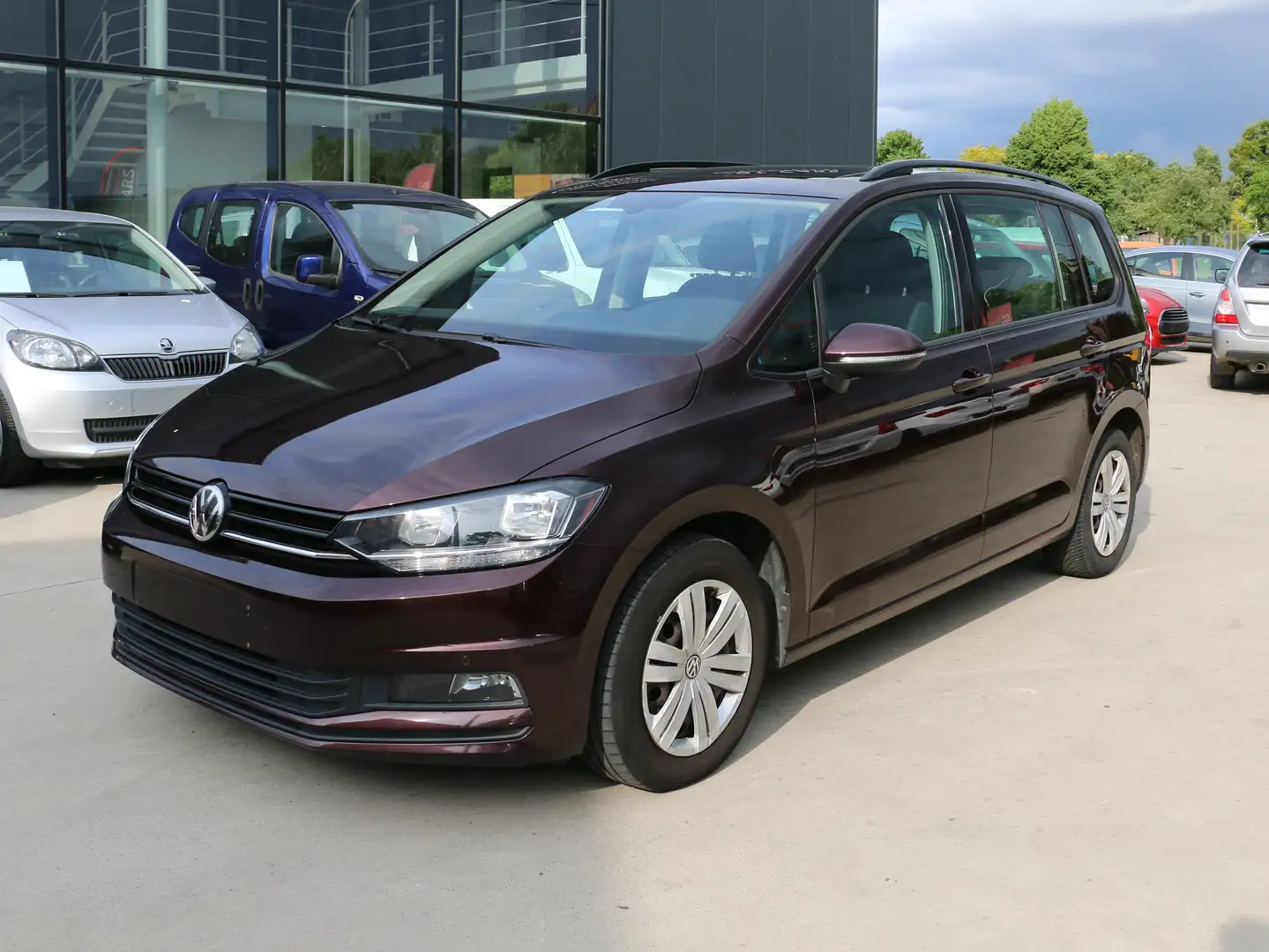 Volkswagen Touran 1.6 TDi SCR Highline 7PLACES + 1 JAAR GARANTIE Marrón - 1