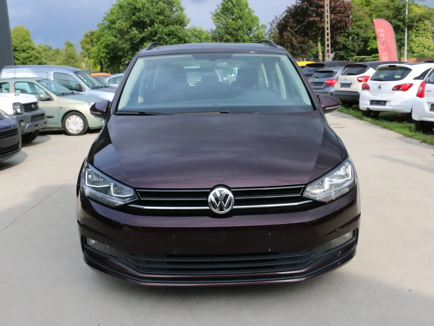 Volkswagen Touran 1.6 TDi SCR Highline 7PLACES + 1 JAAR GARANTIE Marrón - 2