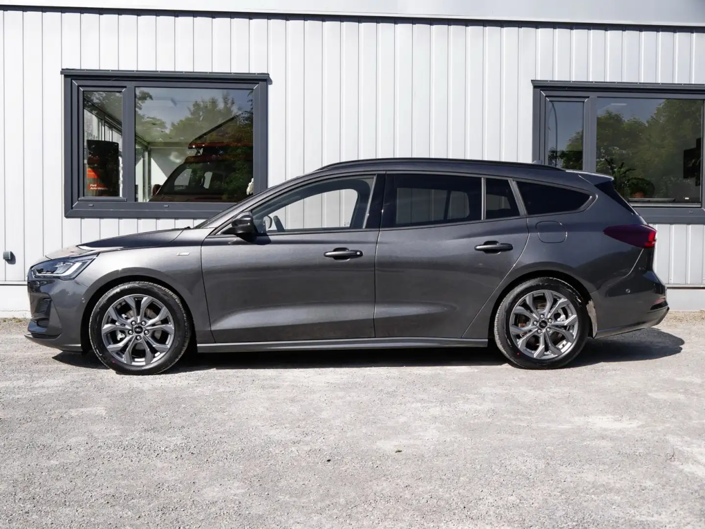 Ford Focus ST-Line 1.5 EcoBlue AHK+ParkAssist+LED+NAV Klima Gris - 2