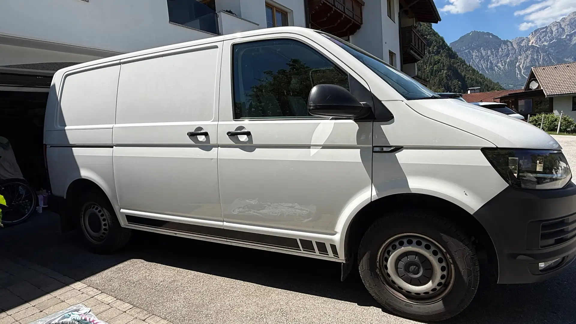 Volkswagen T6 Transporter Fahrgestell KR 2,0 TDI BMT Weiß - 2