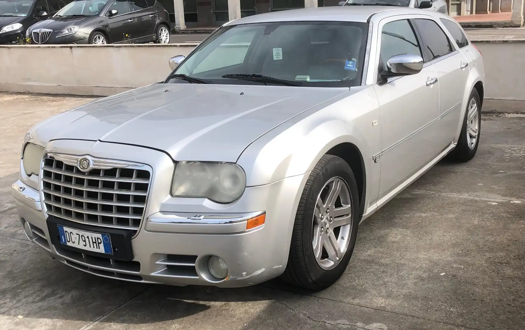 Chrysler 300C touring 3.0 V6 crd auto Plateado - 1