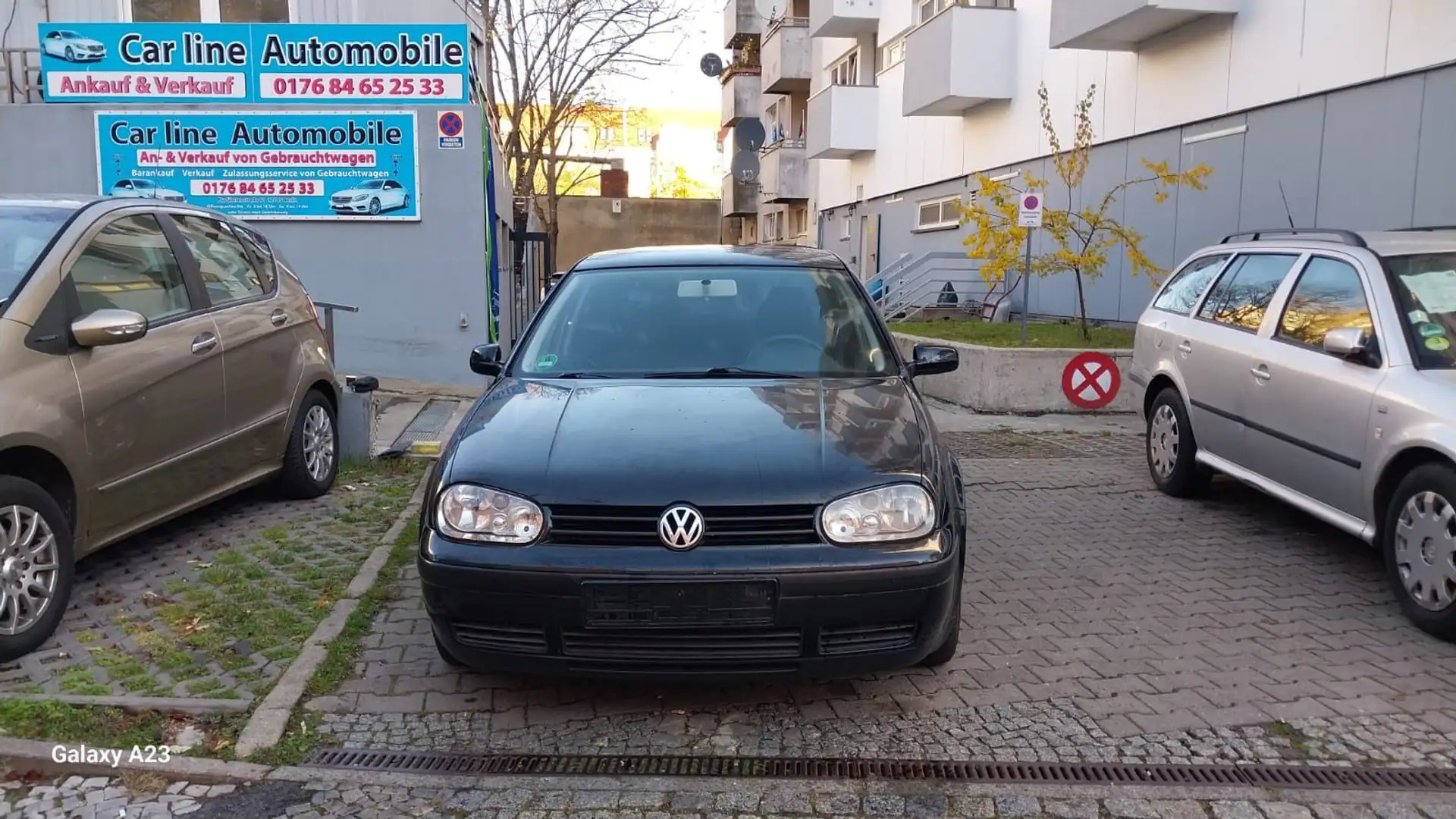 Volkswagen Golf 2.0 Auto Comfortline/ TÜV NEU/ GARANTIE 24 Schwarz - 1