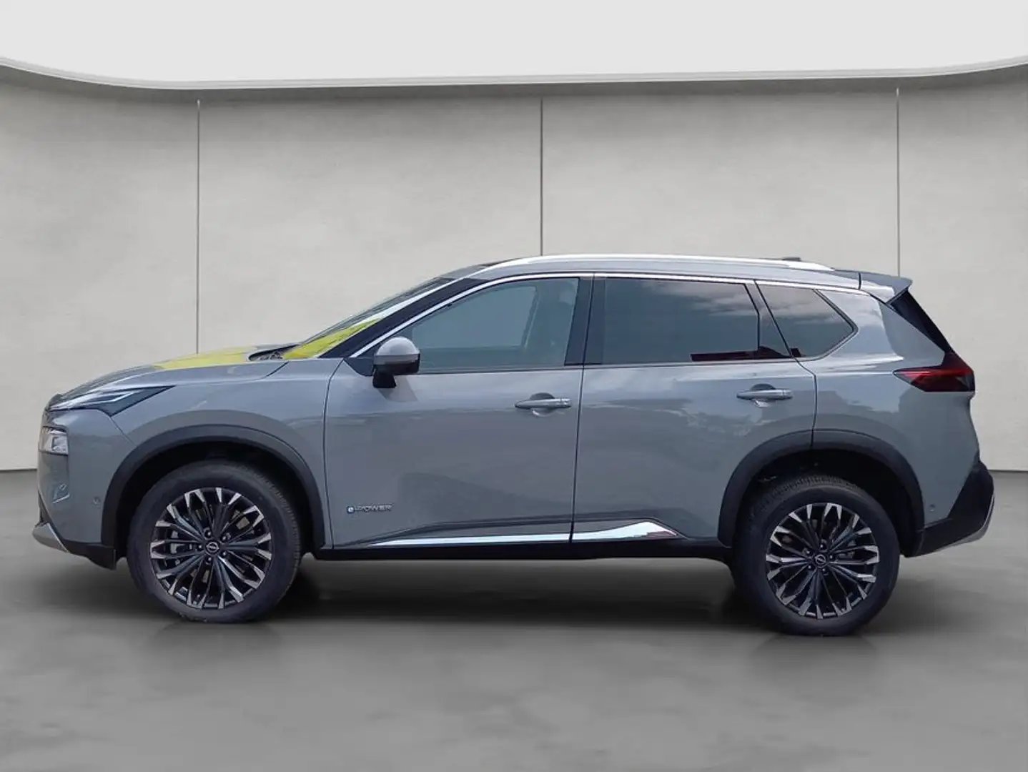 Nissan X-Trail 1.5 VC-T e-POWER Tekna+ 116 kW, 5-türig Серый - 2