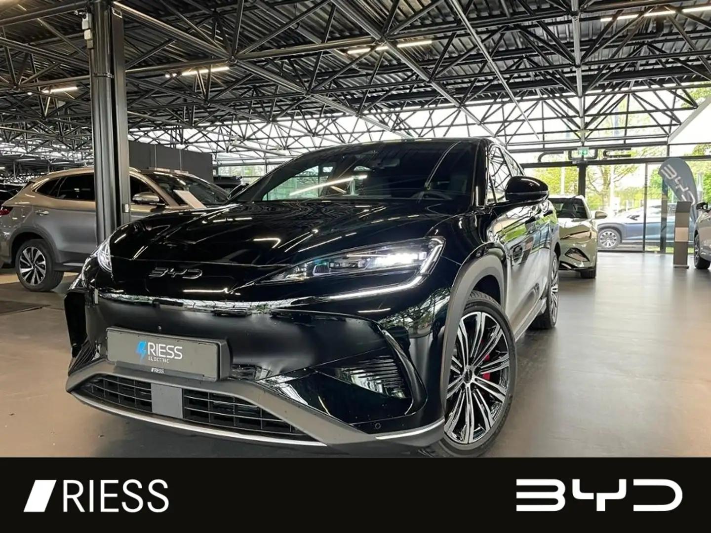 BYD Sealion 7 Excellence AWD Schwarz - 1