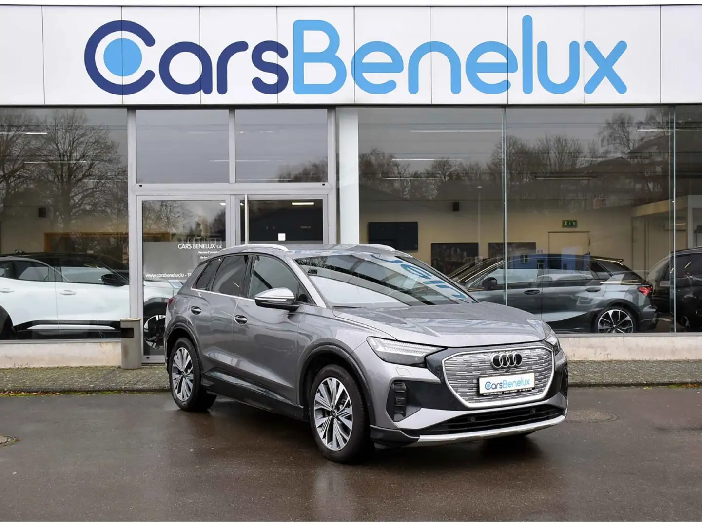 Audi Q4 e-tron 40 Advanced ACC SIDE CAM HUD SONOS KEYLESS MATRIX Grau - 1