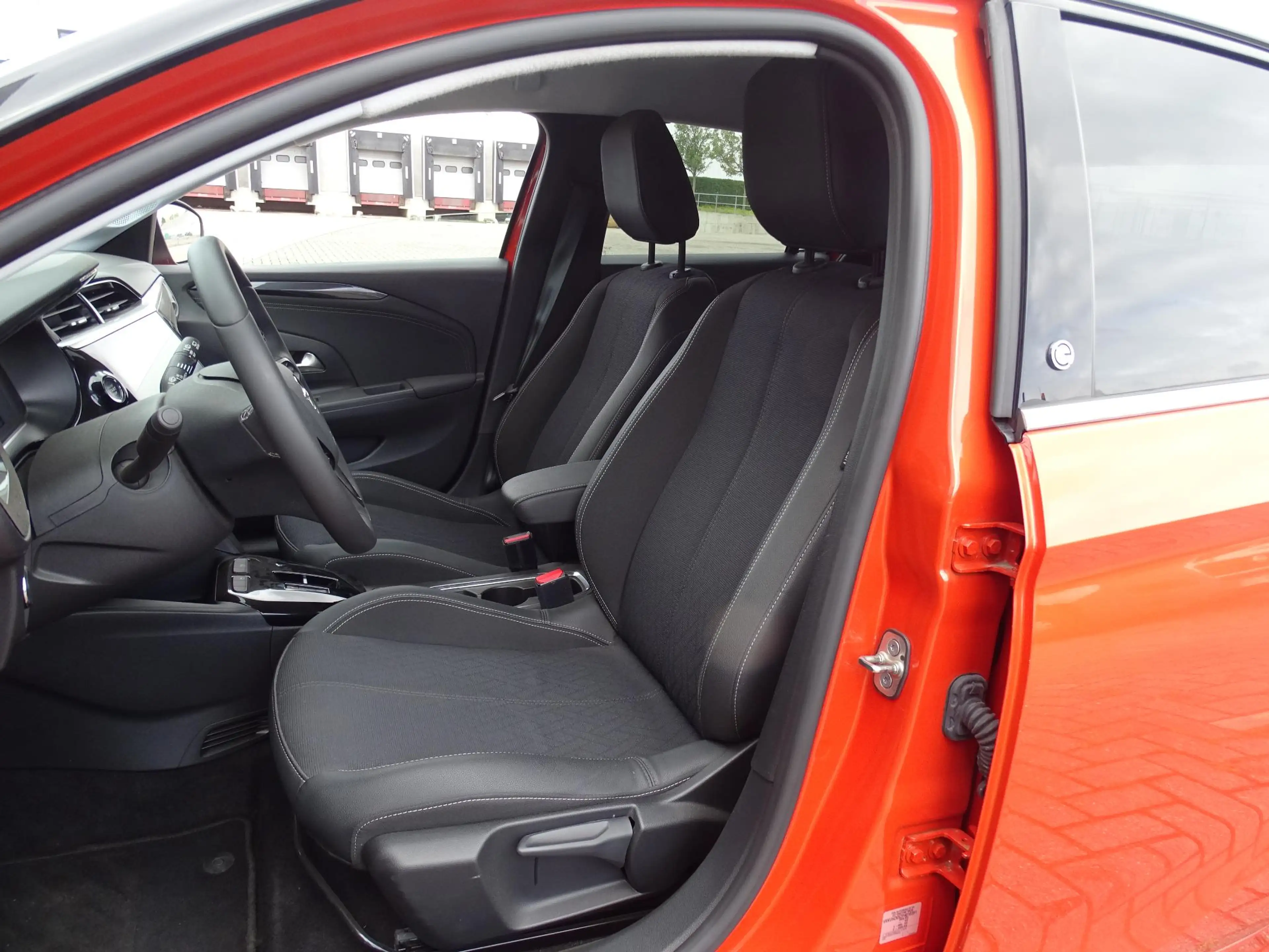 Opel Corsa-e Corsa-e Auto e-Elegance — photo 12