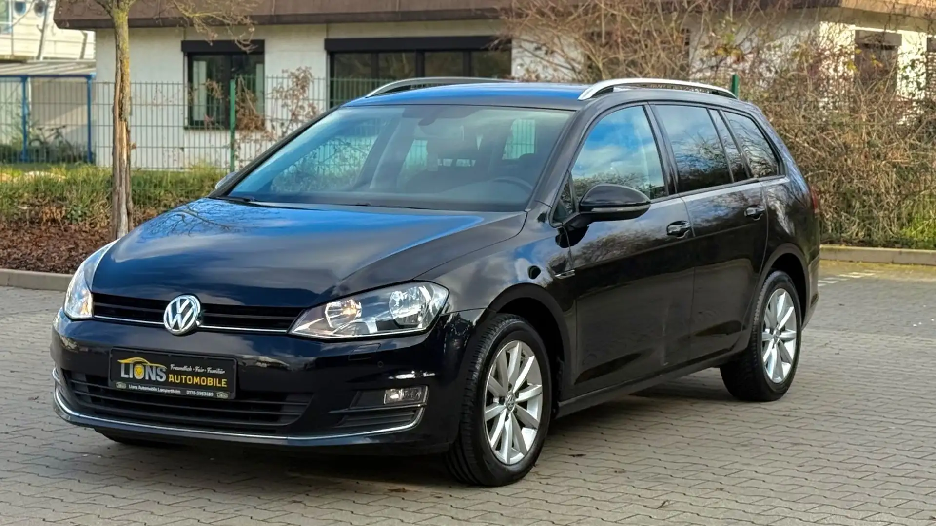 Volkswagen Golf VII Variant Lounge BMT/TÜV NEU/KAMERA/NAVI/ Schwarz - 2