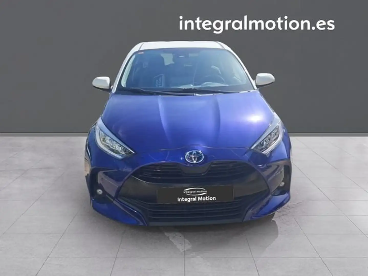 Toyota Yaris 120H 1.5 Style Azul - 2