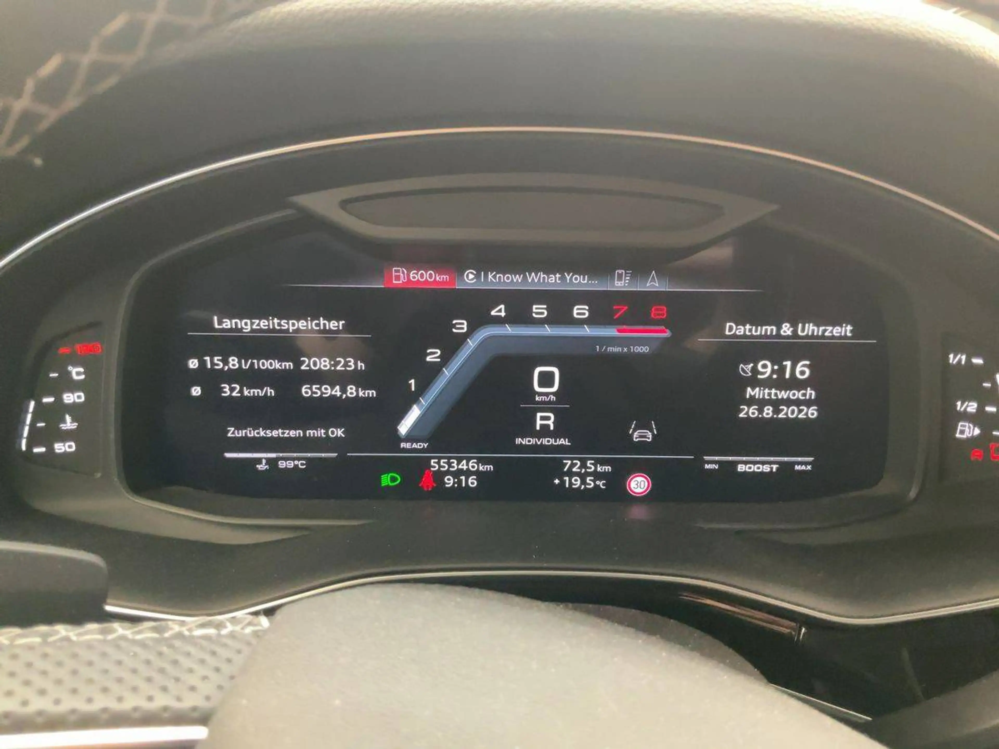 Audi SQ8 4.0 TFSI quattro — photo 11