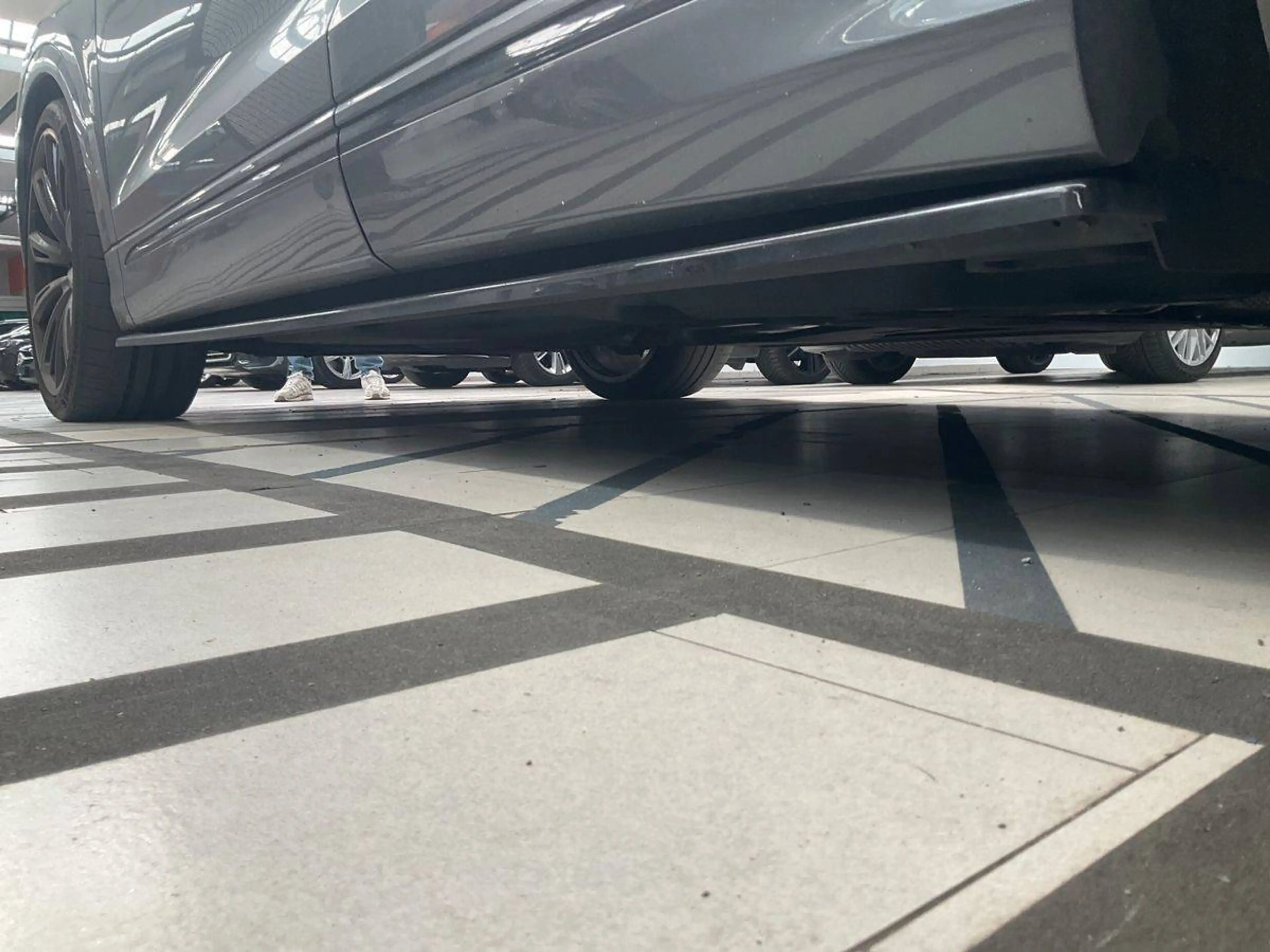 Audi SQ8 4.0 TFSI quattro — photo 15