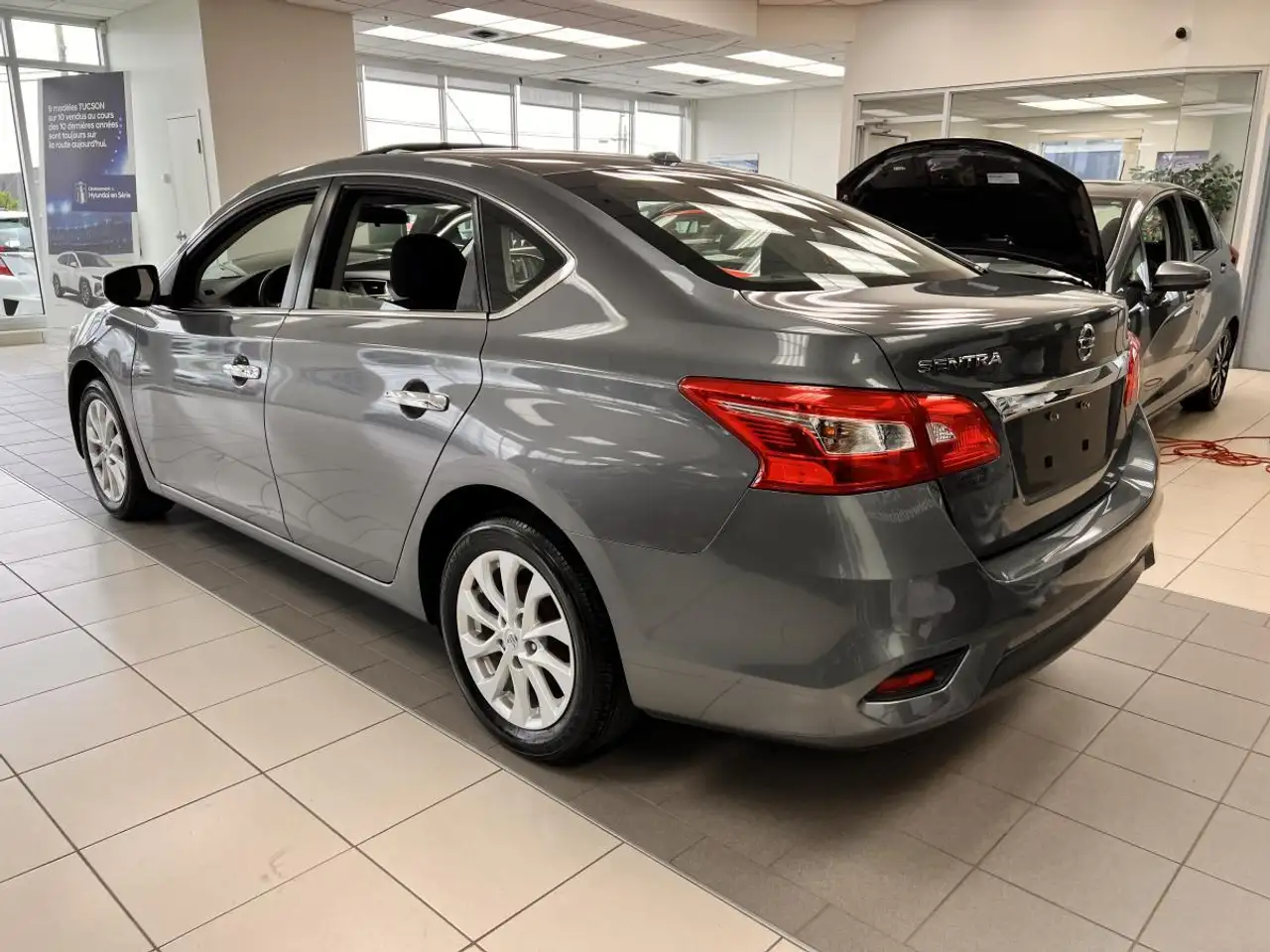 Nissan Sentra снимка Nissan Sentra