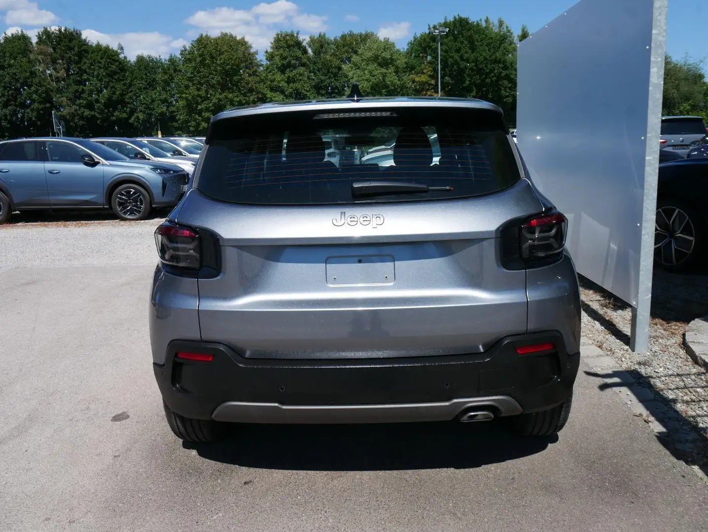 Jeep Avenger Longitude 1.2 MHEV*NAVI-ÜBER-SMARTLINK*LED*PDC*... Grau - 2
