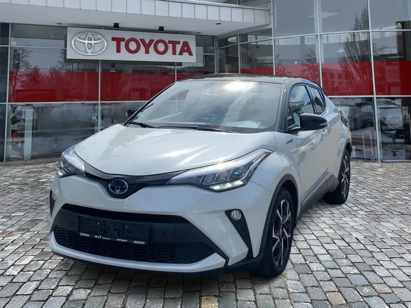 Toyota C-HR 2.0TeamD Top Gewartet*Sitzheizung*Parksensor Zwart - 2