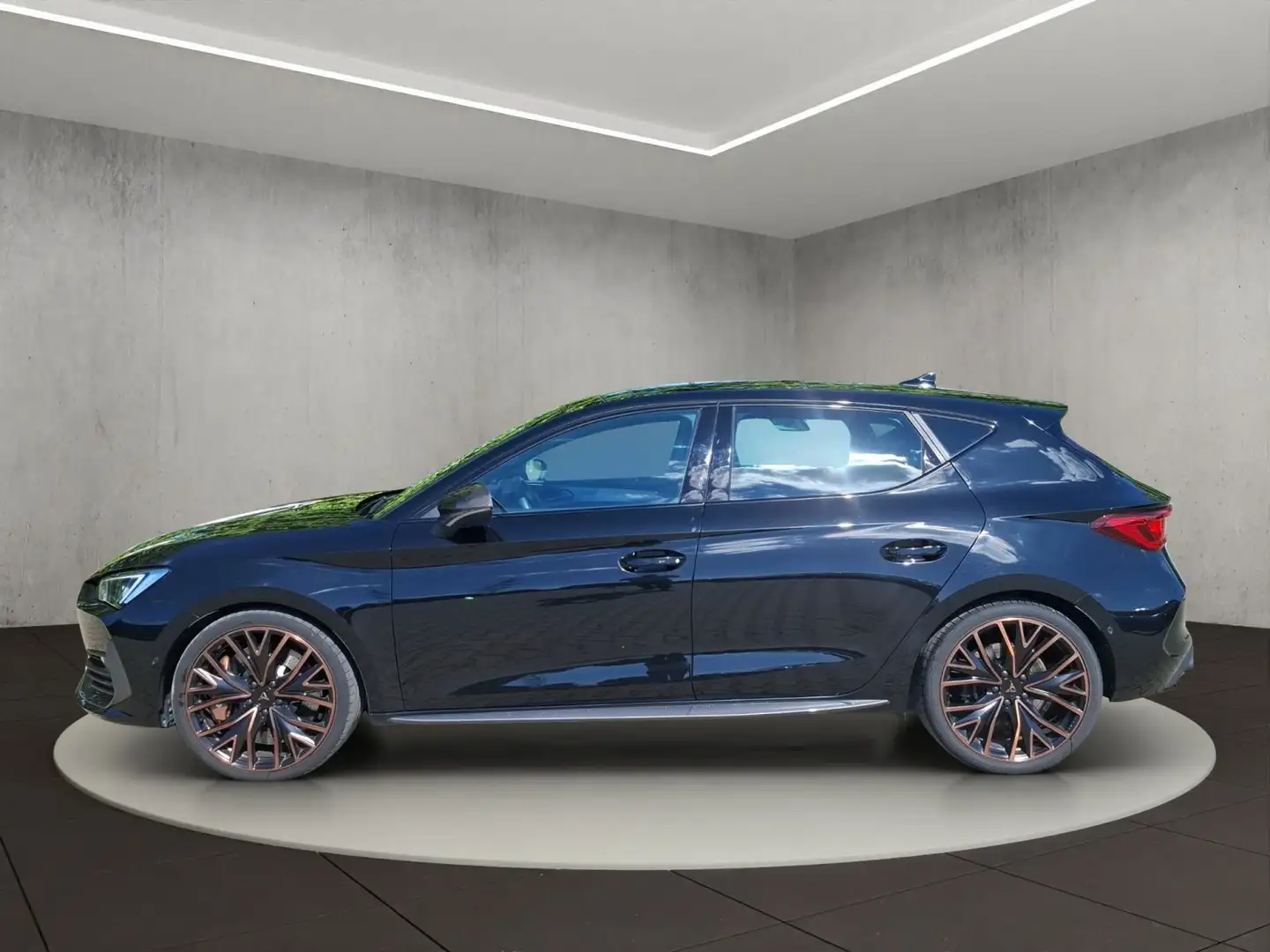 CUPRA Leon VZ 2.0 TSI 221 kW (300 PS) 7-Gang-DSG Noir - 2