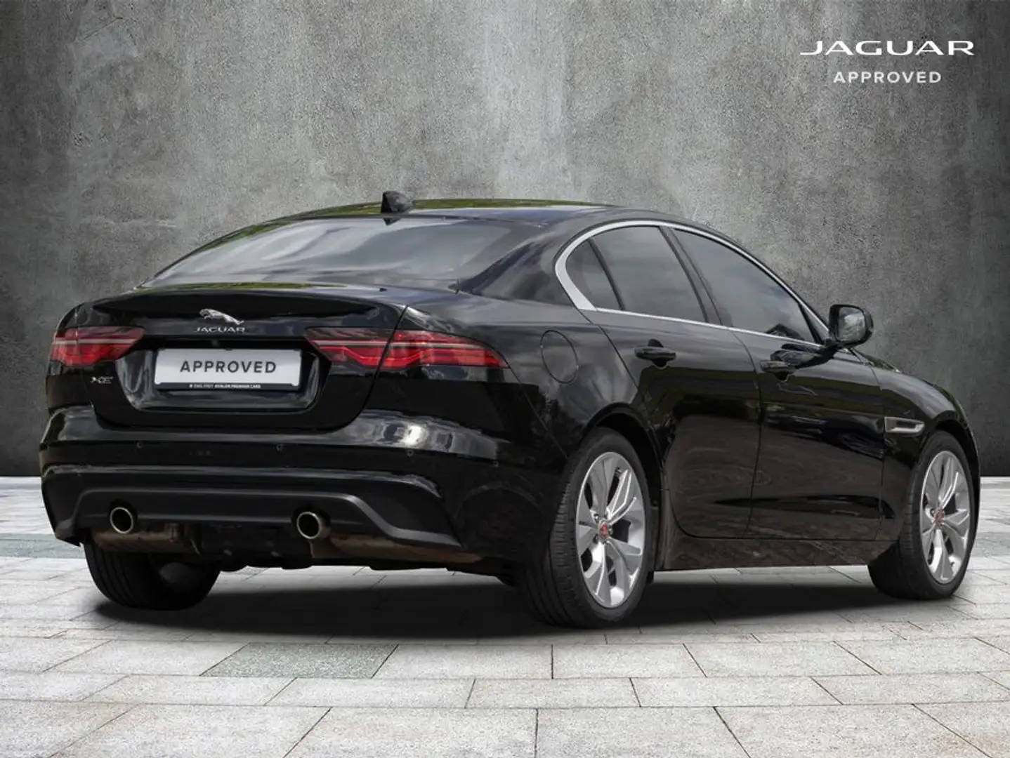 Jaguar XE P250 Aut. S Noir - 2