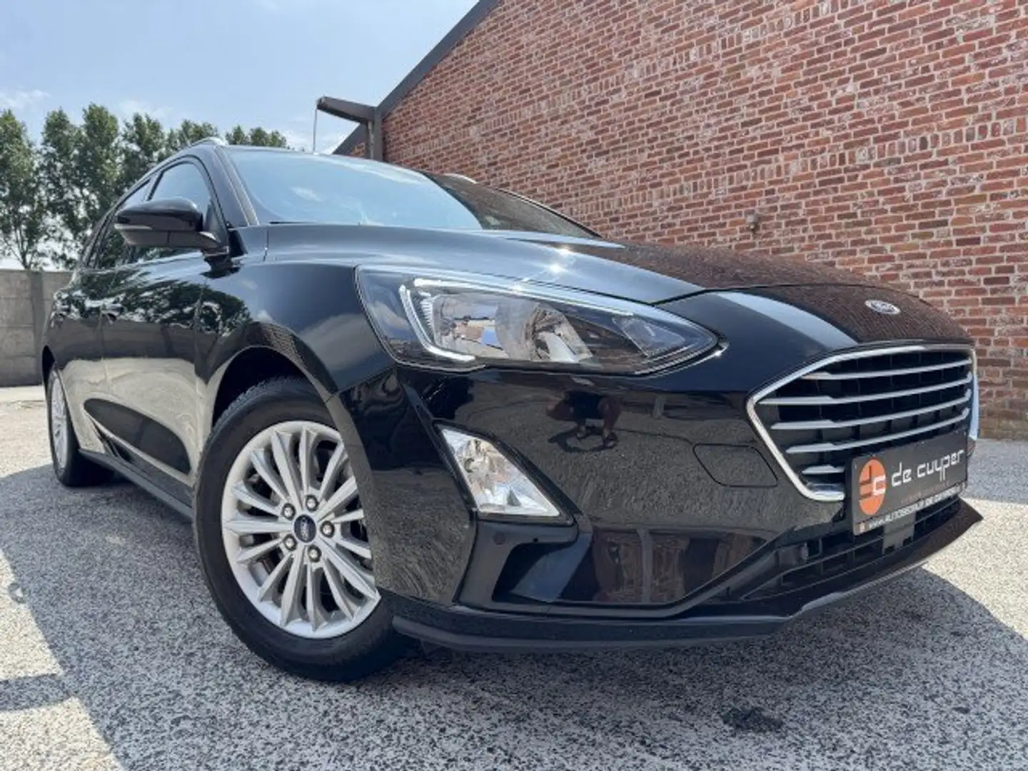 Ford Focus Ford focus1.0"GARANTIE"cruise/pdc/airco/Navi/2019 Noir - 1
